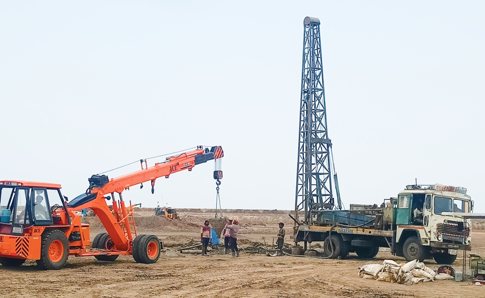 Piling contractor in Mundra providing foundation piling services for an industrial construction project.